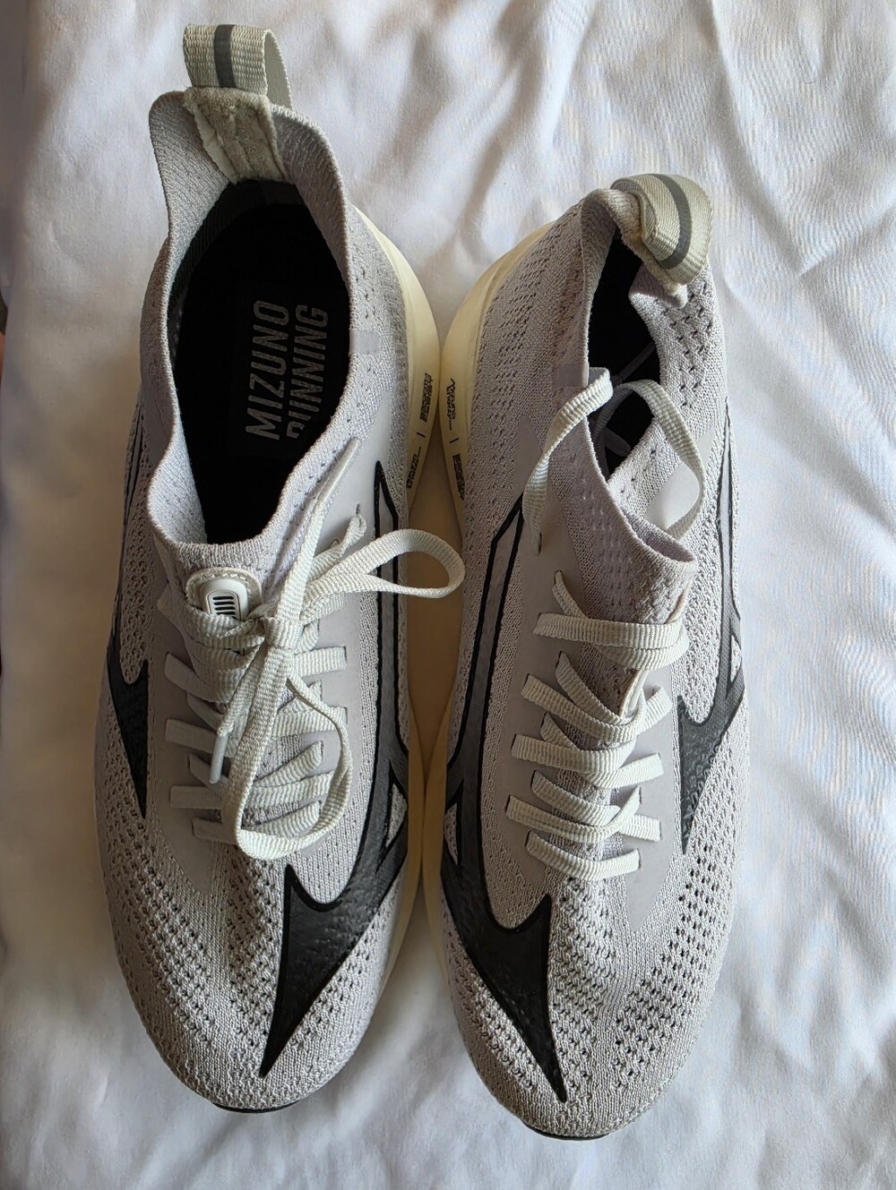 Mizuno Women's Neo Zen Running Shoe Nimbus Cloud-Black, Size 10 - Picture 4 of 4